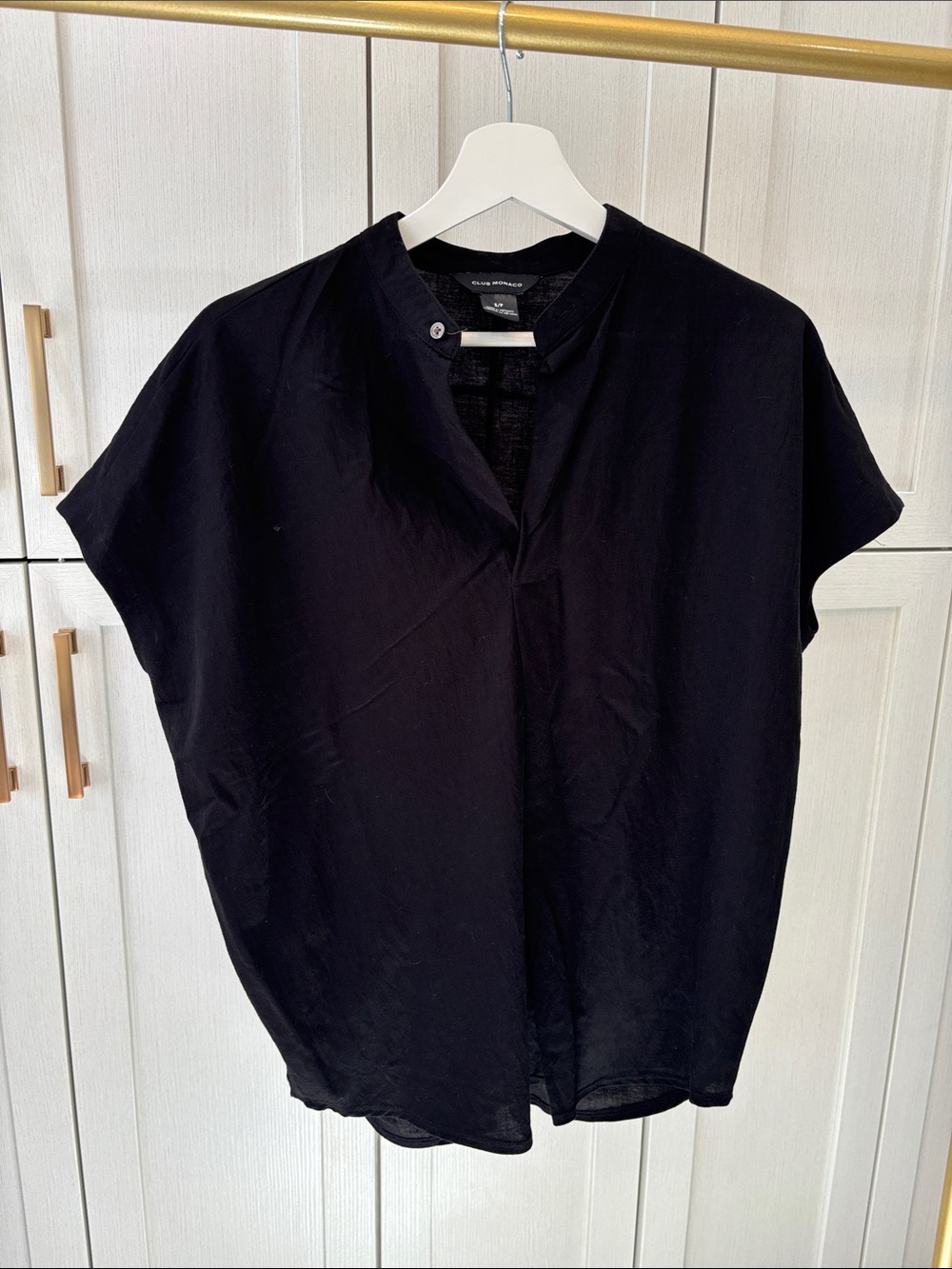 Club Monaco Black Short-Sleeve Mandarin Collar Blouse
